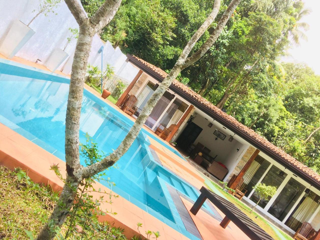 Villa Канди Екстериор снимка